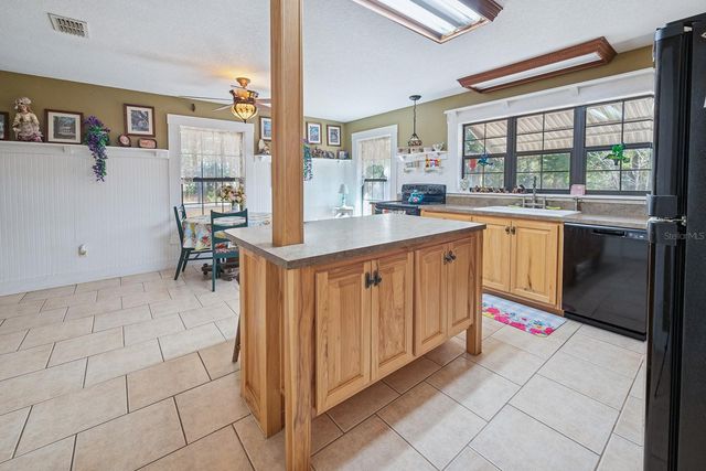 6247 NW 35TH STREET, Bell, FL 32619