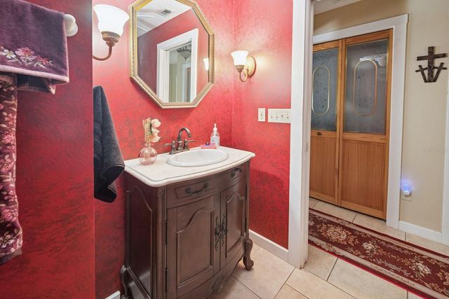 6247 NW 35TH STREET, Bell, FL 32619