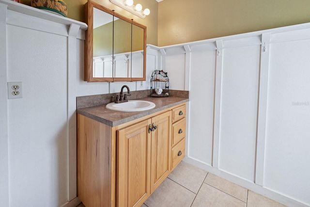 6247 NW 35TH STREET, Bell, FL 32619