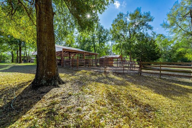 6247 NW 35TH STREET, Bell, FL 32619