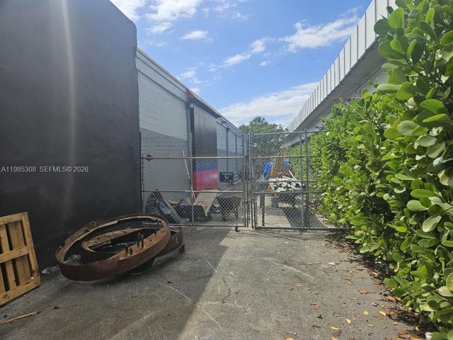 601 NW 11th Street, Miami, FL 33136