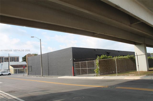 601 NW 11th Street, Miami, FL 33136
