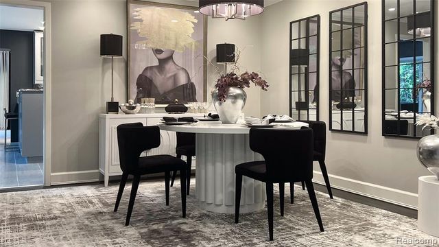 5292 Pond Bluff Drive, West Bloomfield, MI 48323