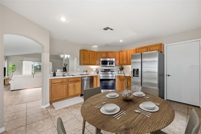 2729 REGENCY OAK LANE, Orlando, FL 32833
