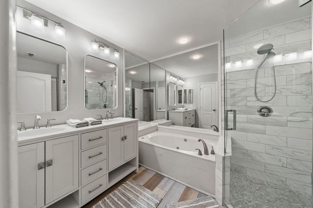 33 Monterey Pointe Drive, Palm Beach Gardens, FL 33418