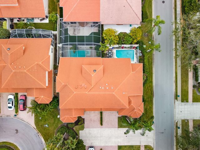 33 Monterey Pointe Drive, Palm Beach Gardens, FL 33418