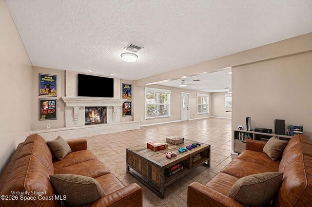 542 Coconut Street, Satellite Beach, FL 32937