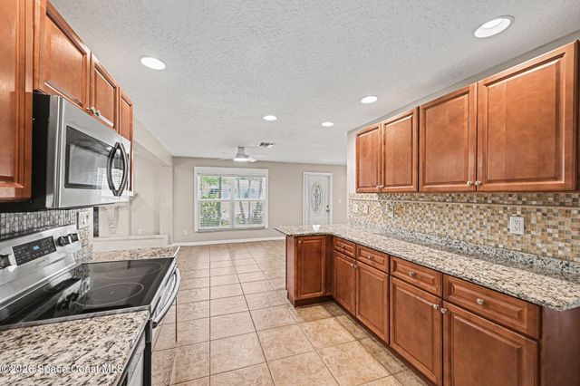 542 Coconut Street, Satellite Beach, FL 32937