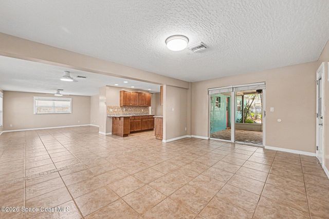 542 Coconut Street, Satellite Beach, FL 32937