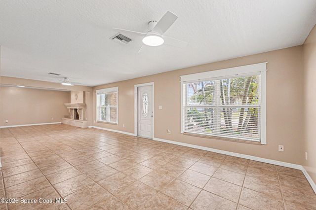 542 Coconut Street, Satellite Beach, FL 32937