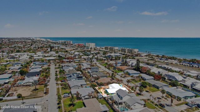 542 Coconut Street, Satellite Beach, FL 32937