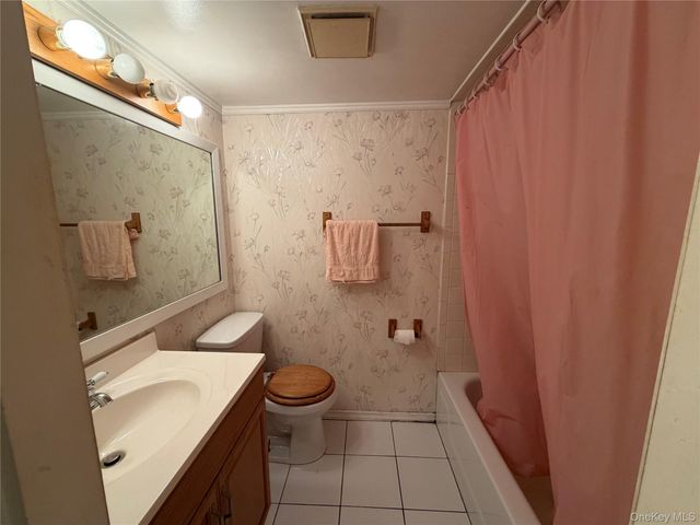 1799 Stone Avenue, East Meadow, NY 11554