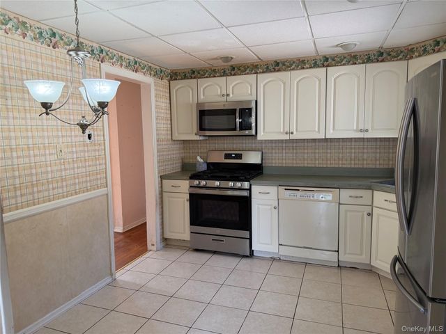 1799 Stone Avenue, East Meadow, NY 11554
