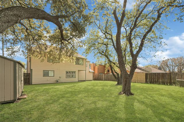 4910 Brownfields Court, Houston, TX 77066