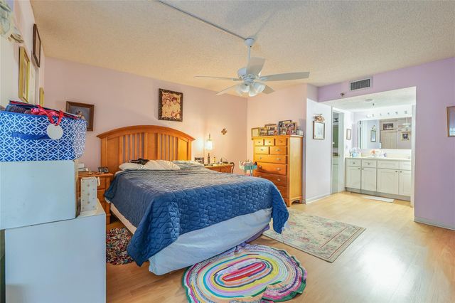 3940 Inverrary Blvd 303-A, Lauderhill, FL 33319