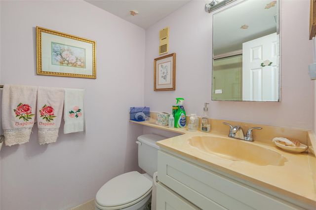 3940 Inverrary Blvd 303-A, Lauderhill, FL 33319