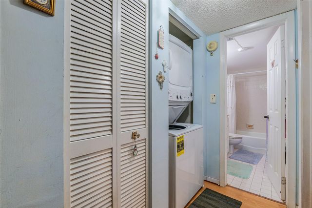 3940 Inverrary Blvd 303-A, Lauderhill, FL 33319