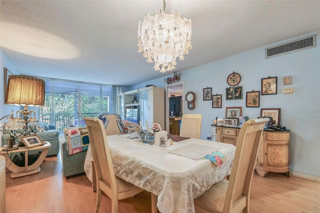 3940 Inverrary Blvd 303-A, Lauderhill, FL 33319