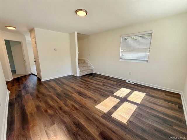 225 Fir Grove Road, Ronkonkoma, NY 11779