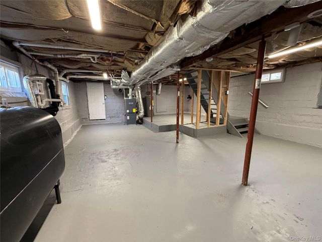 225 Fir Grove Road, Ronkonkoma, NY 11779