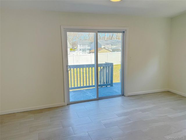 225 Fir Grove Road, Ronkonkoma, NY 11779