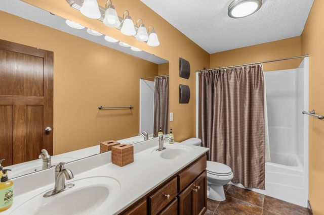14428 Flintwood Street NW, Andover, MN 55304