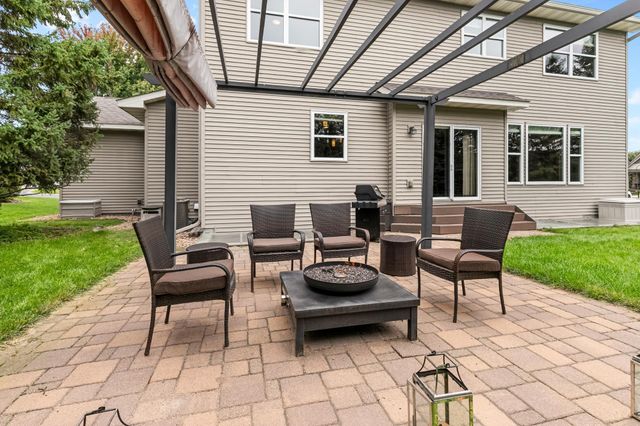 14428 Flintwood Street NW, Andover, MN 55304