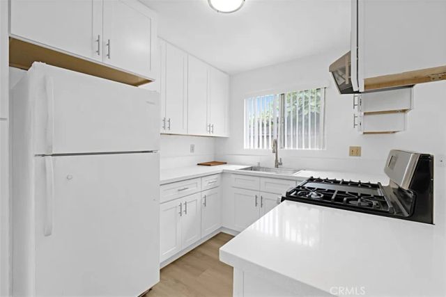 2030 E Wilshire Avenue B, Fullerton, CA 92831