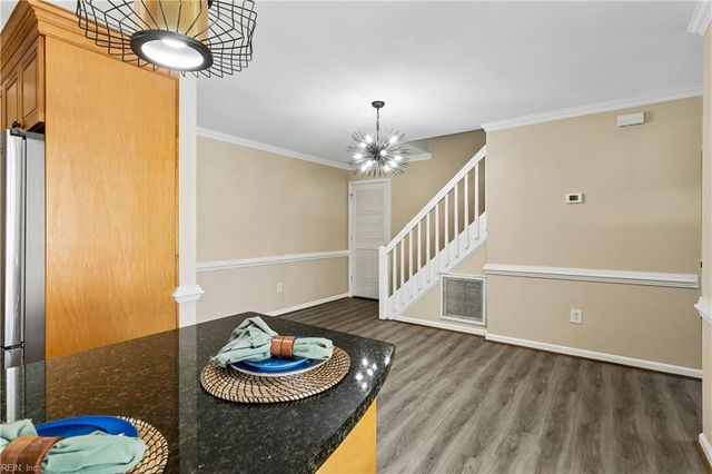 109 Cheltenham Way Apt A, Yorktown, VA 23693