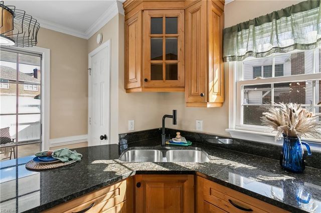 109 Cheltenham Way Apt A, Yorktown, VA 23693