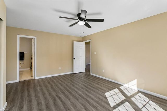 109 Cheltenham Way Apt A, Yorktown, VA 23693