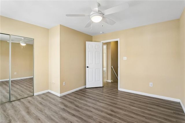 109 Cheltenham Way Apt A, Yorktown, VA 23693