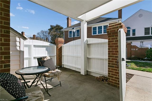 109 Cheltenham Way Apt A, Yorktown, VA 23693