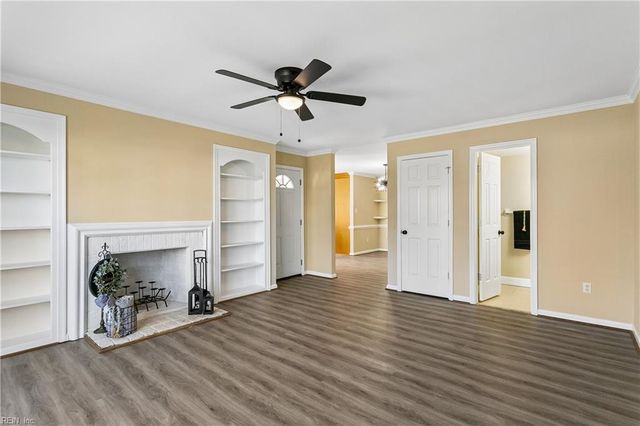 109 Cheltenham Way Apt A, Yorktown, VA 23693