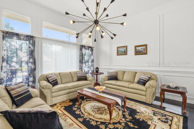 2 Cattail Ct, Hilton Head Island, SC 29926