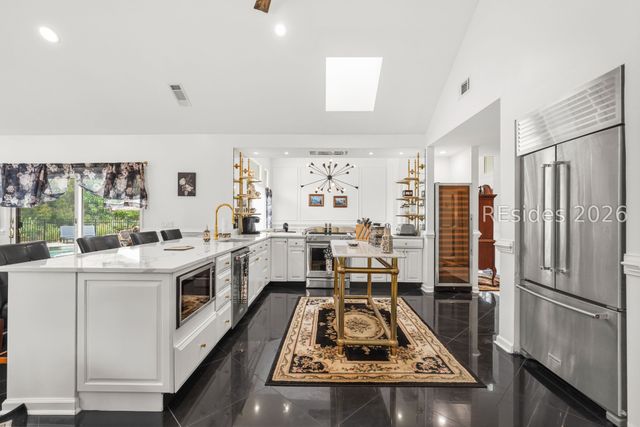 2 Cattail Ct, Hilton Head Island, SC 29926