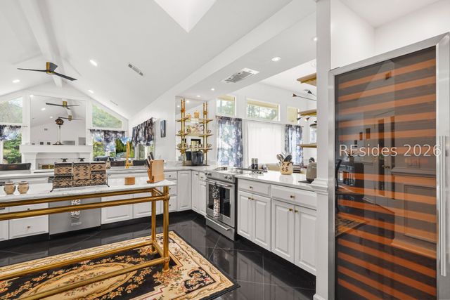 2 Cattail Ct, Hilton Head Island, SC 29926