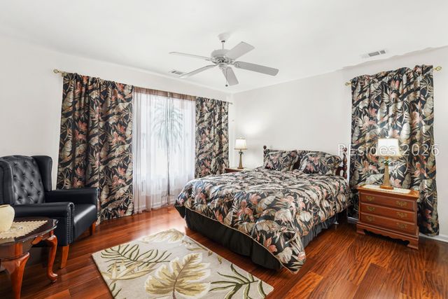 2 Cattail Ct, Hilton Head Island, SC 29926