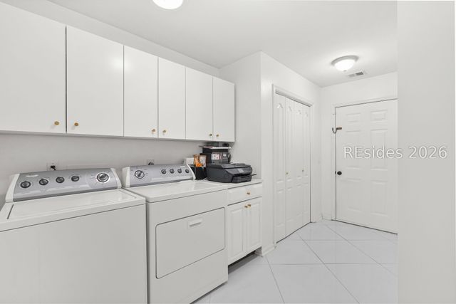 2 Cattail Ct, Hilton Head Island, SC 29926