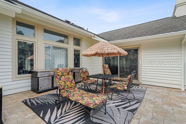 2 Cattail Ct, Hilton Head Island, SC 29926