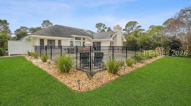2 Cattail Ct, Hilton Head Island, SC 29926