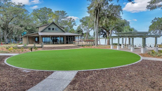 2 Cattail Ct, Hilton Head Island, SC 29926