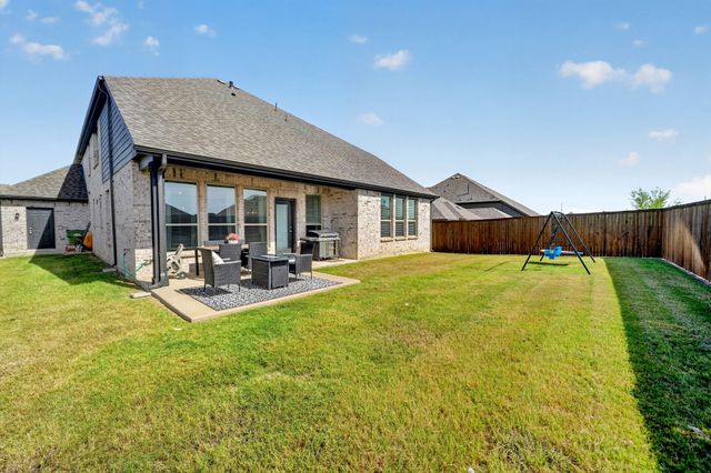 223 Red Oak Drive, Fate, TX 75087
