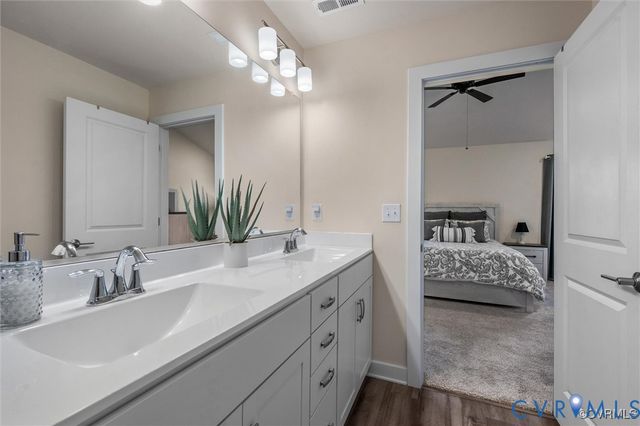 12576 Petrel Xing, Chesterfield, VA 23112