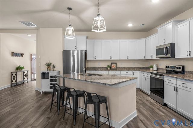 12576 Petrel Xing, Chesterfield, VA 23112