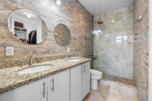 721 SE 12th Ct 4, Fort Lauderdale, FL 33316