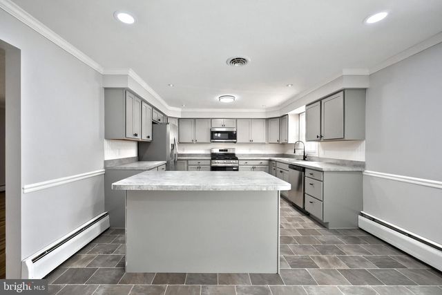 113 BRANT DR, Dallastown, PA 17313