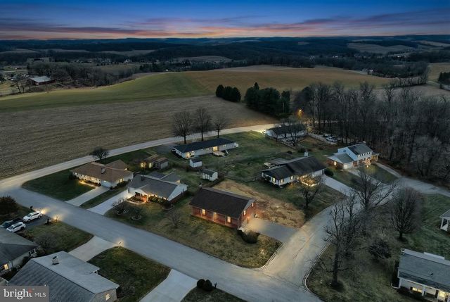 113 BRANT DR, Dallastown, PA 17313