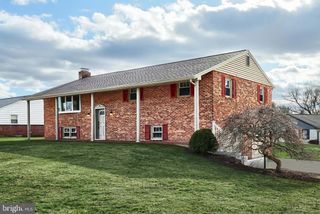 113 BRANT DR, Dallastown, PA 17313