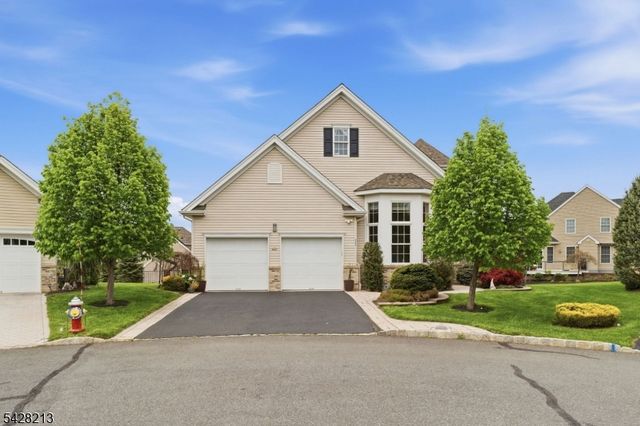11 Burr Pl, Franklin Twp., NJ 08873